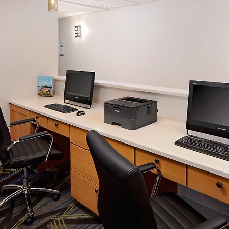 Holiday Inn Express Harrisburg East By Ihg Buitenkant foto
