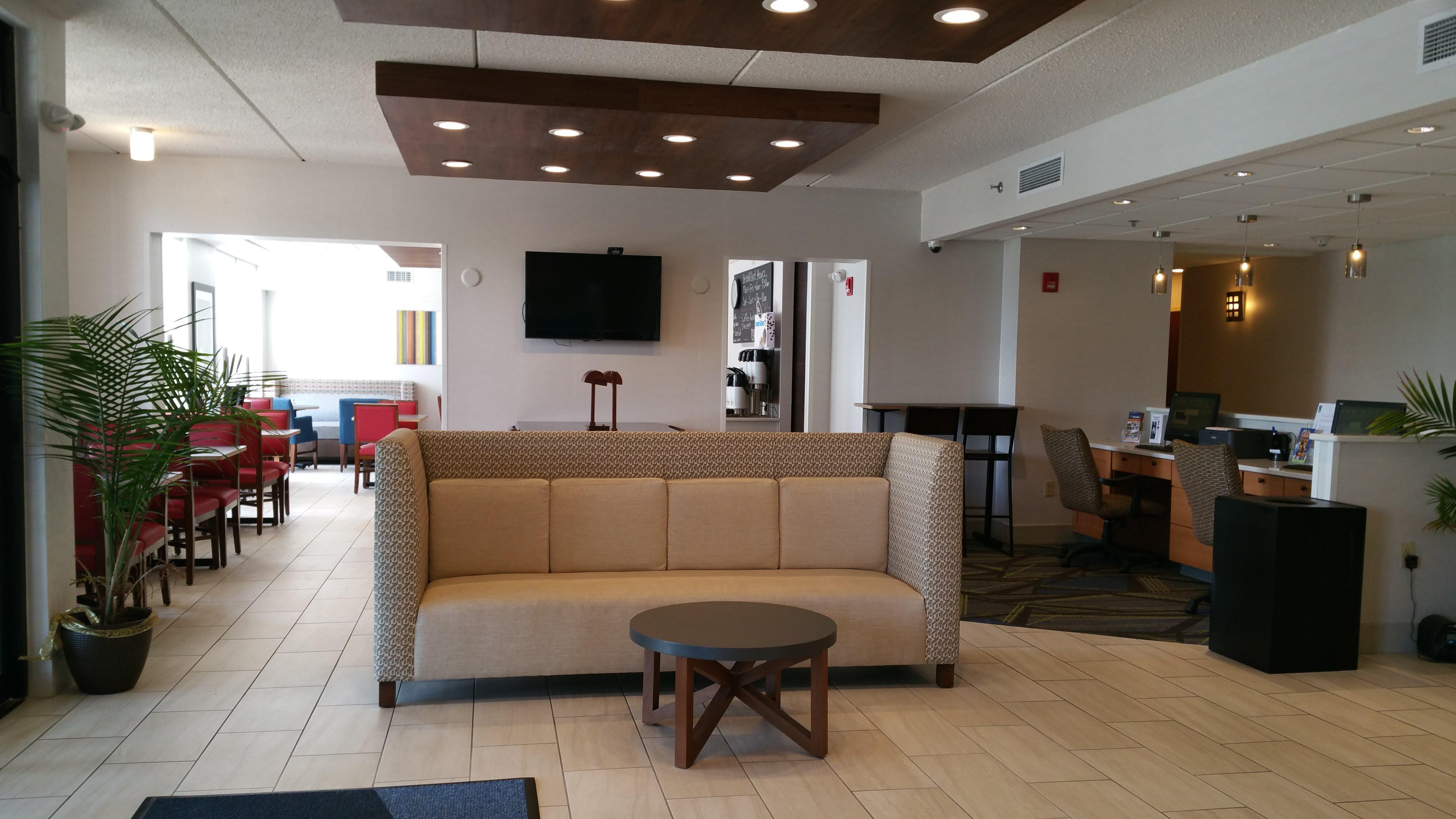 Holiday Inn Express Harrisburg East By Ihg Buitenkant foto
