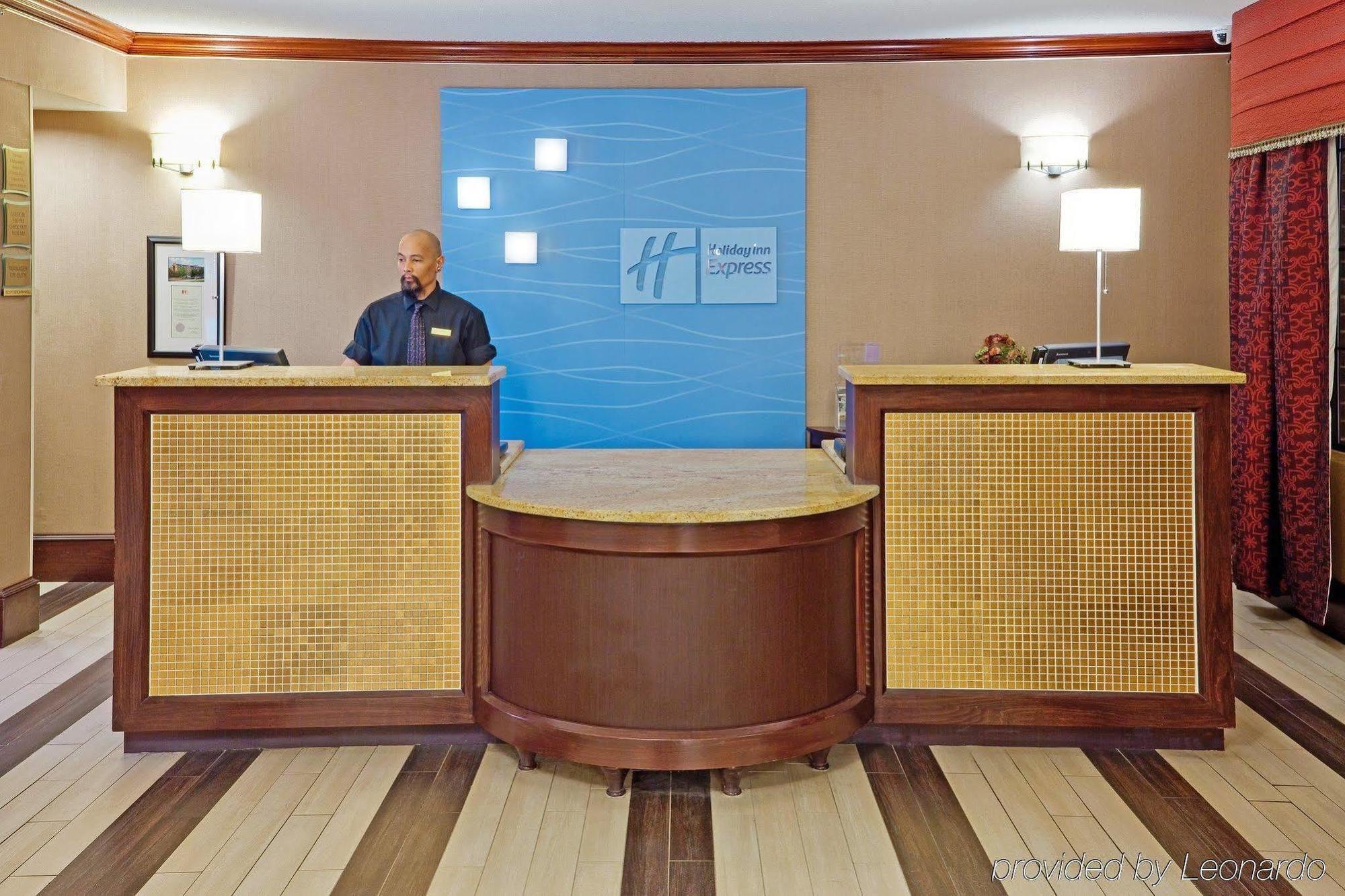 Holiday Inn Express Harrisburg East By Ihg Buitenkant foto